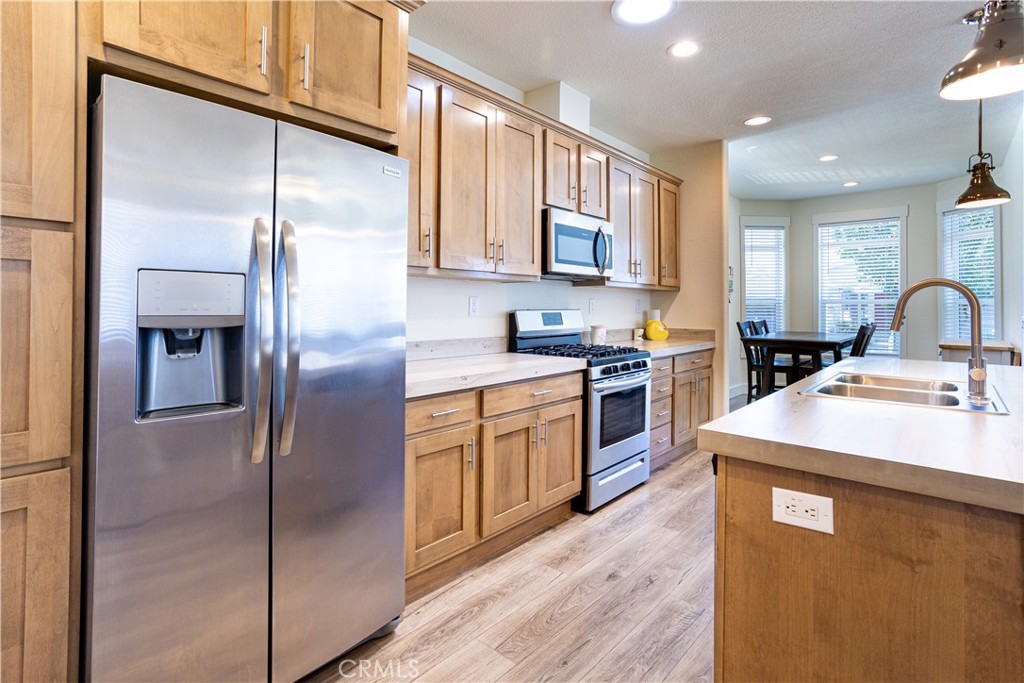 391 Lark Dr, Paso Robles, CA 93446