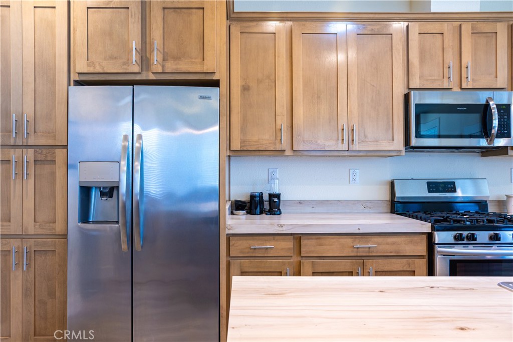 391 Lark Dr, Paso Robles, CA 93446