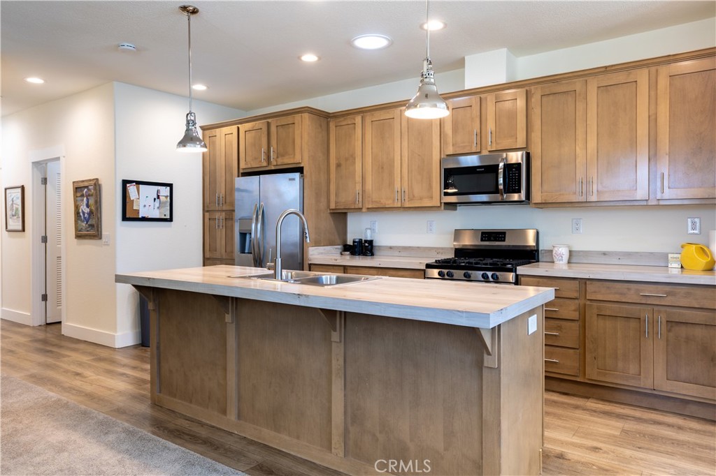 391 Lark Dr, Paso Robles, CA 93446