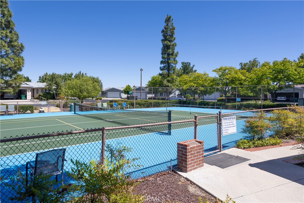 391 Lark Dr, Paso Robles, CA 93446