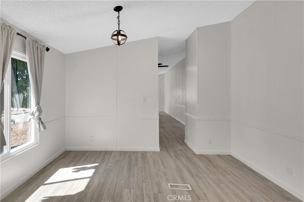 2425 Bridle Trail Ln, Paso Robles, CA 93446