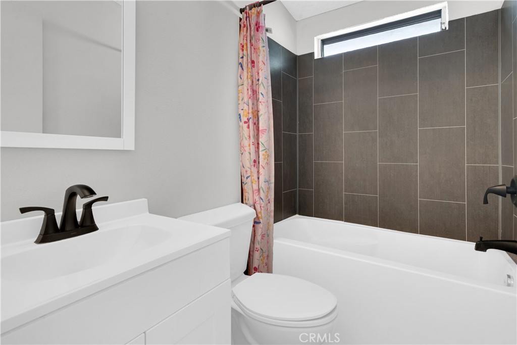 2425 Bridle Trail Ln, Paso Robles, CA 93446