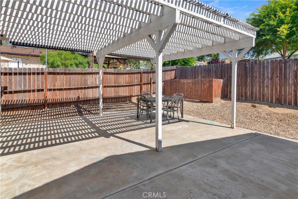 2425 Bridle Trail Ln, Paso Robles, CA 93446