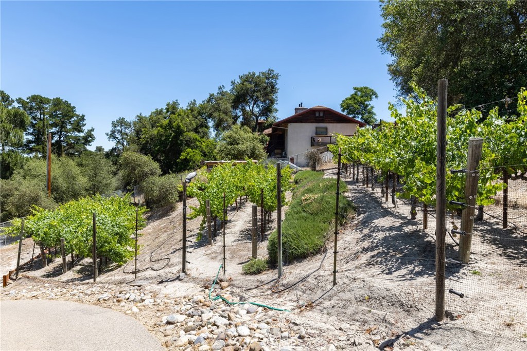 3270 Arena, Atascadero, CA 93422