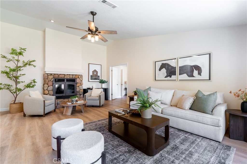 164 Helgren Ct, Templeton, CA 93465