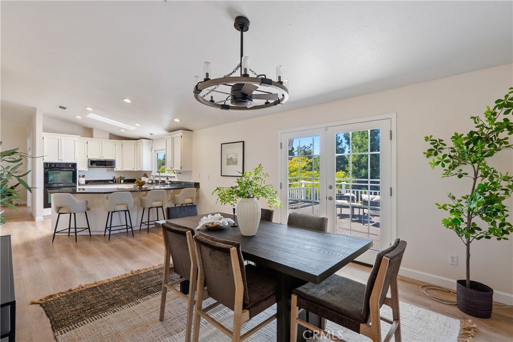 164 Helgren Ct, Templeton, CA 93465