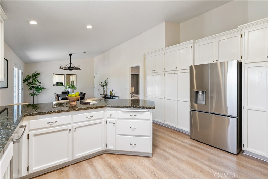 164 Helgren Ct, Templeton, CA 93465