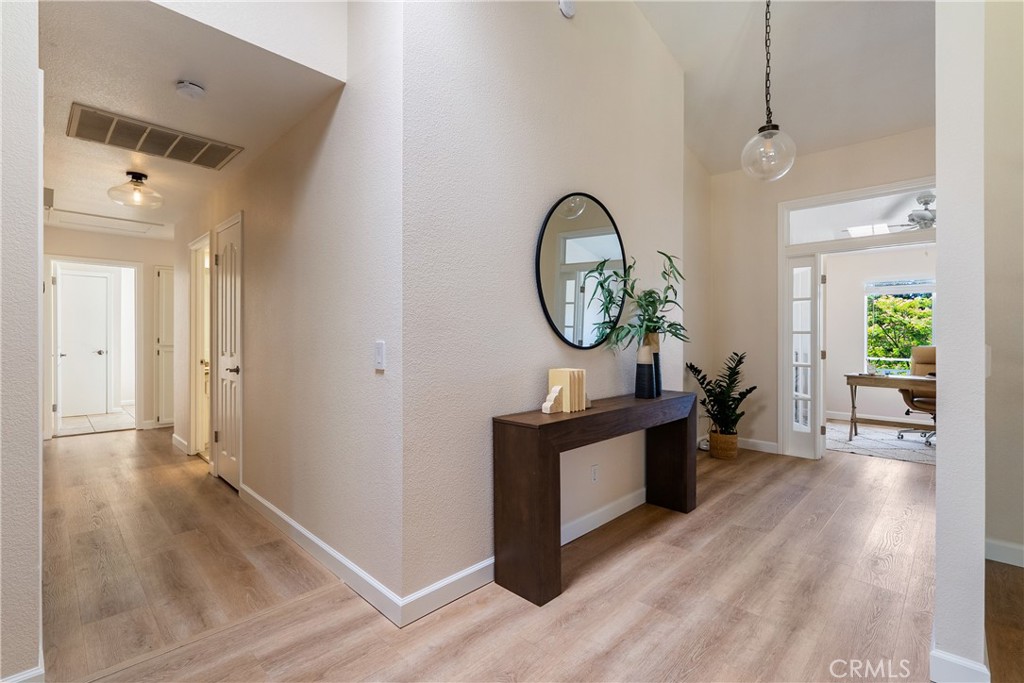 164 Helgren Ct, Templeton, CA 93465