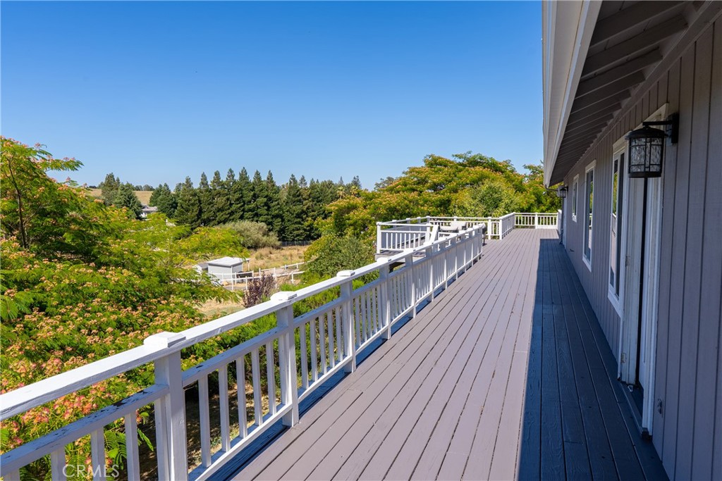 164 Helgren Ct, Templeton, CA 93465