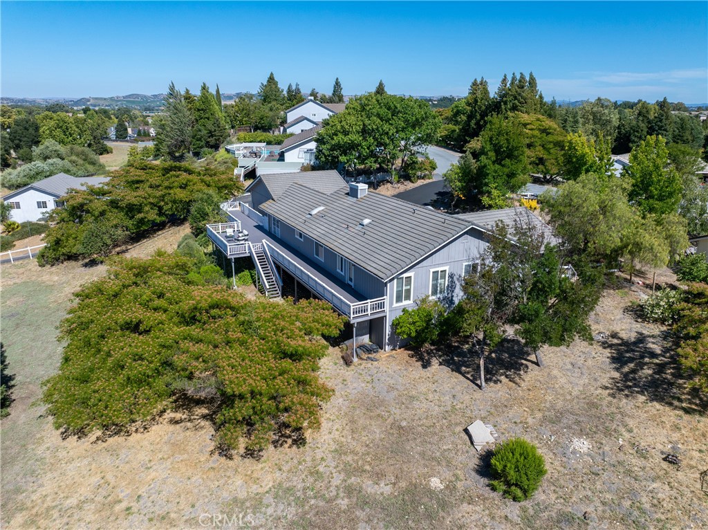 164 Helgren Ct, Templeton, CA 93465