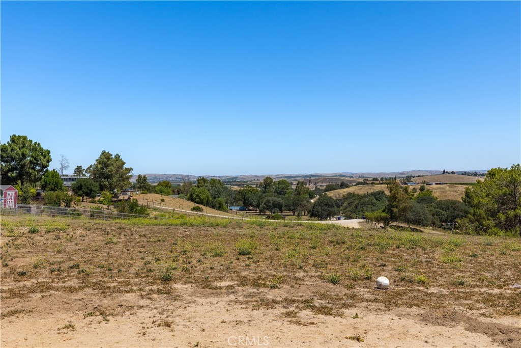 5580 Deer Creek, Paso Robles, CA 93446