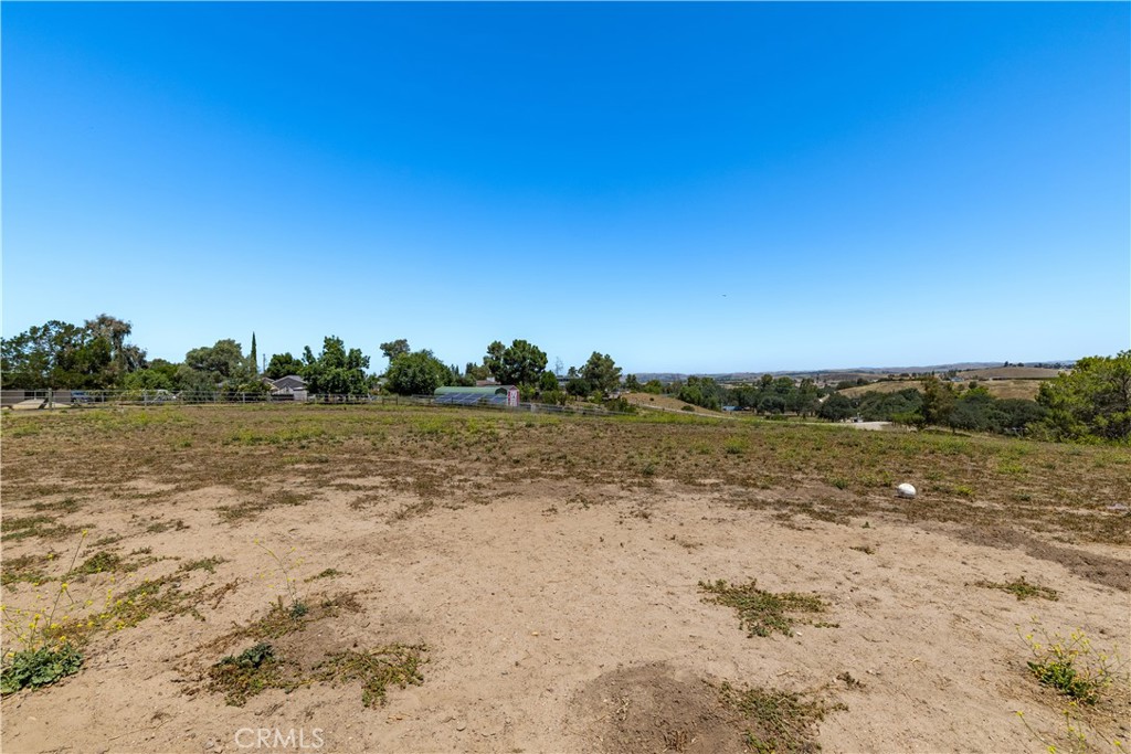 5580 Deer Creek, Paso Robles, CA 93446