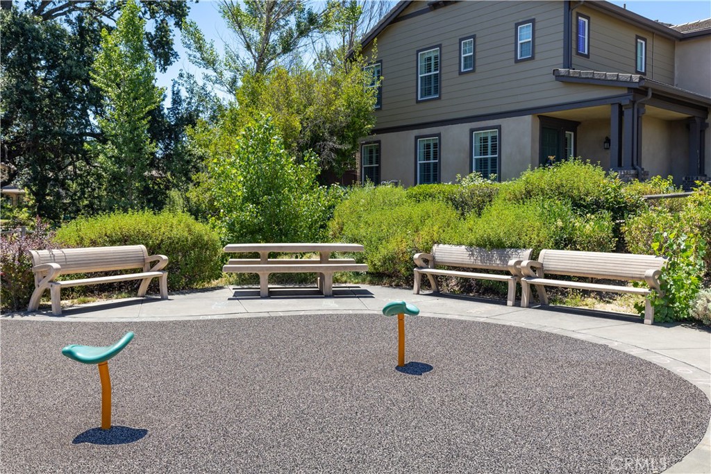 9135 Arbol Del Rosal Way, Atascadero, CA 93422