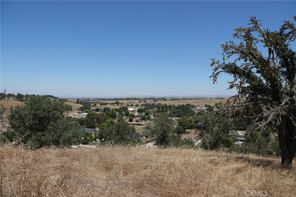 7950 Blue Moon Rd, Paso Robles, CA 93446