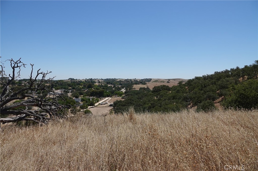 7950 Blue Moon Rd, Paso Robles, CA 93446