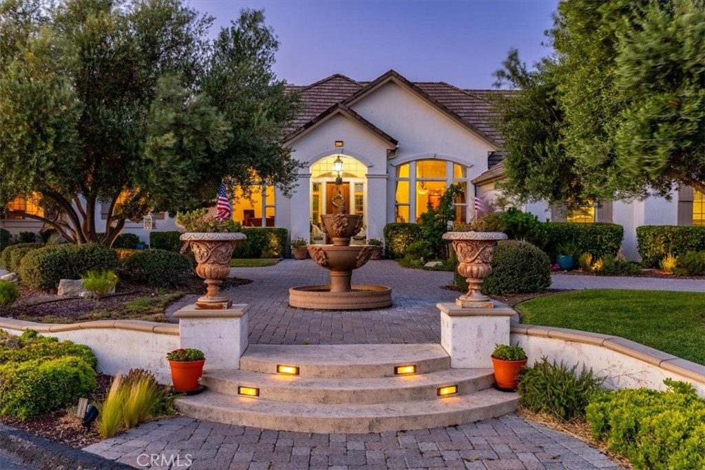2045 Vista De La Vina, Templeton, CA 93465