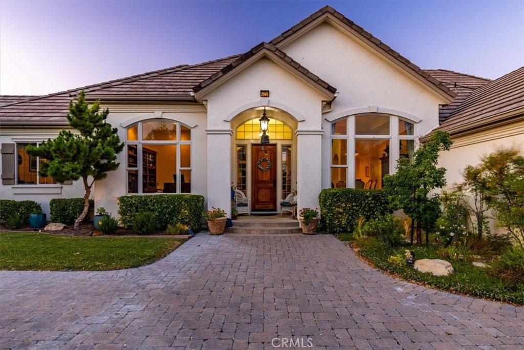 2045 Vista De La Vina, Templeton, CA 93465
