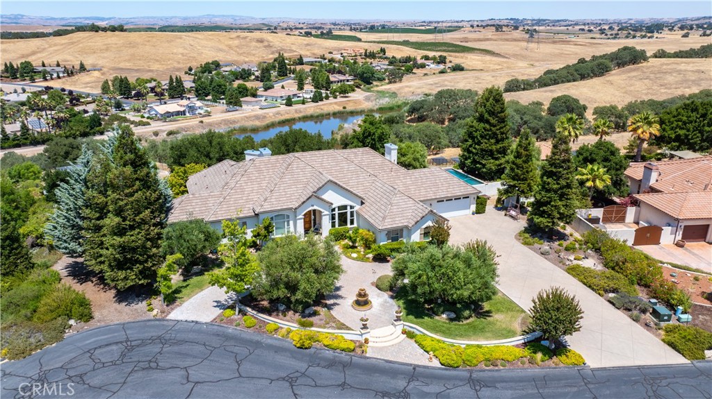 2045 Vista De La Vina, Templeton, CA 93465