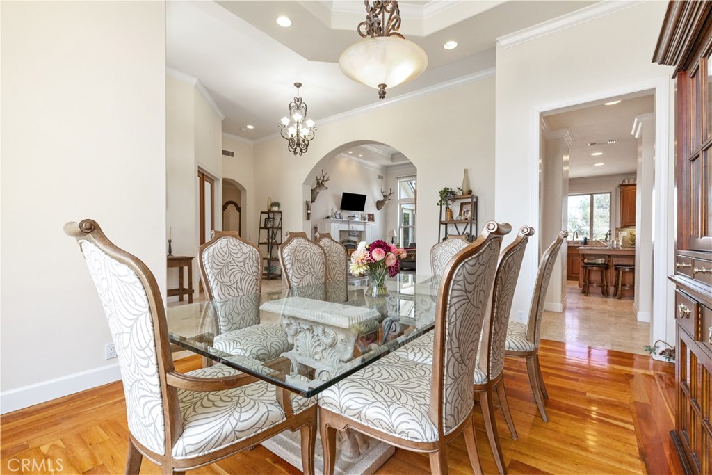 2045 Vista De La Vina, Templeton, CA 93465
