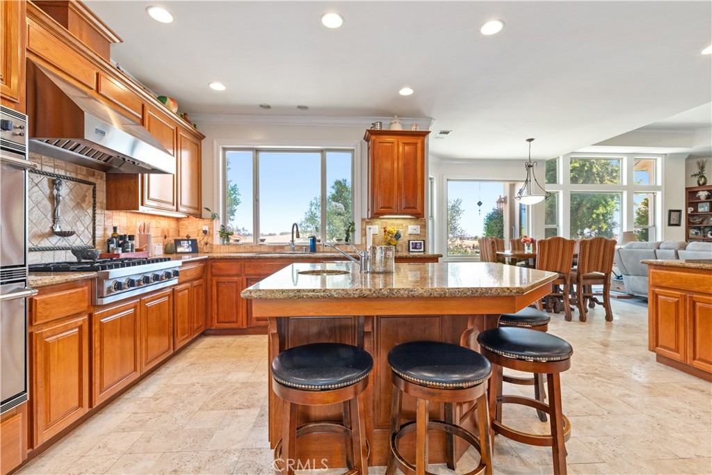 2045 Vista De La Vina, Templeton, CA 93465