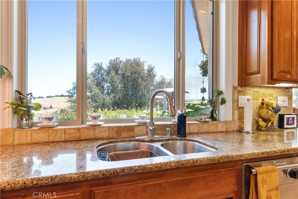 2045 Vista De La Vina, Templeton, CA 93465