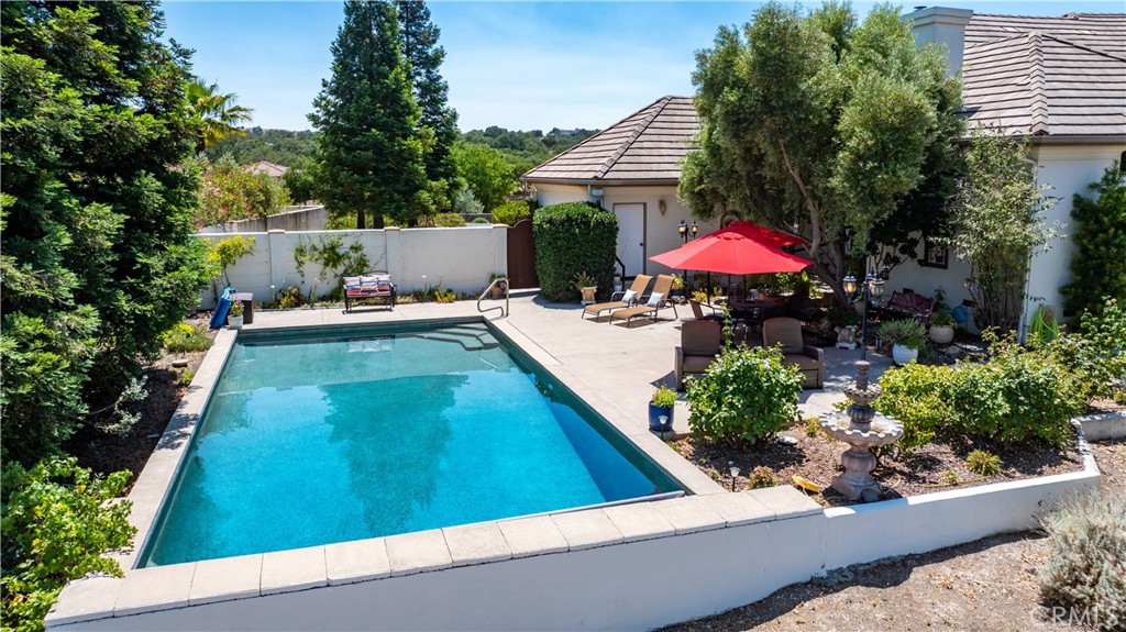 2045 Vista De La Vina, Templeton, CA 93465