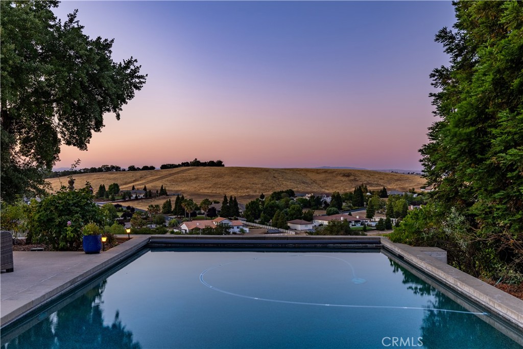 2045 Vista De La Vina, Templeton, CA 93465