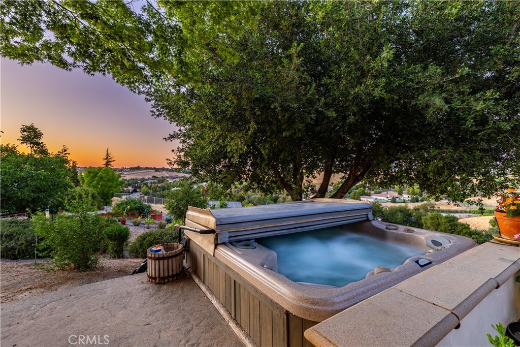 2045 Vista De La Vina, Templeton, CA 93465