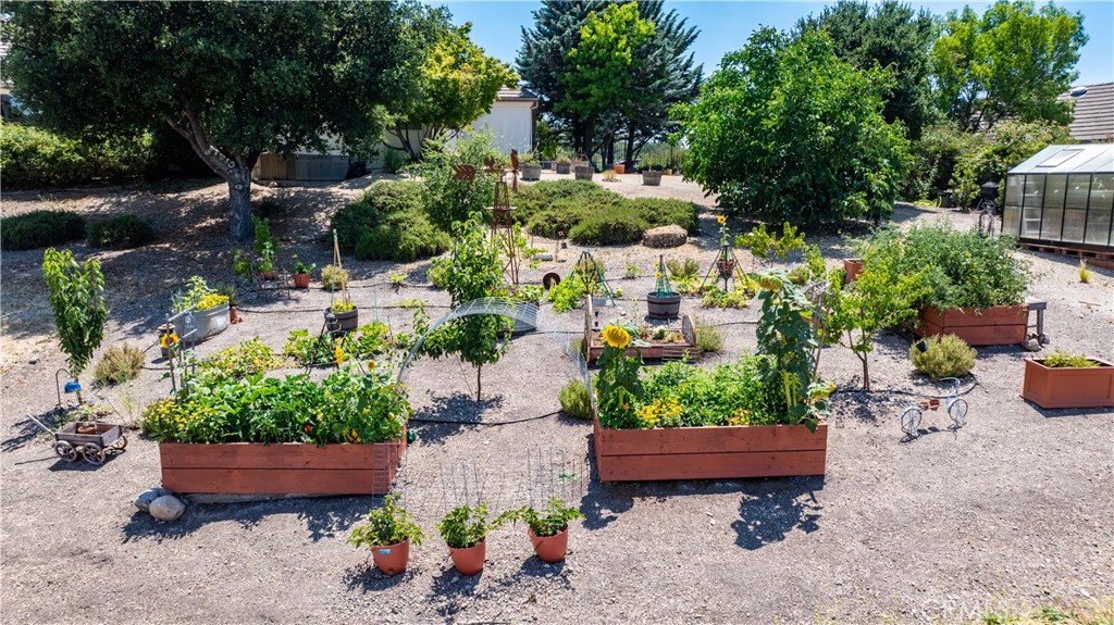 2045 Vista De La Vina, Templeton, CA 93465