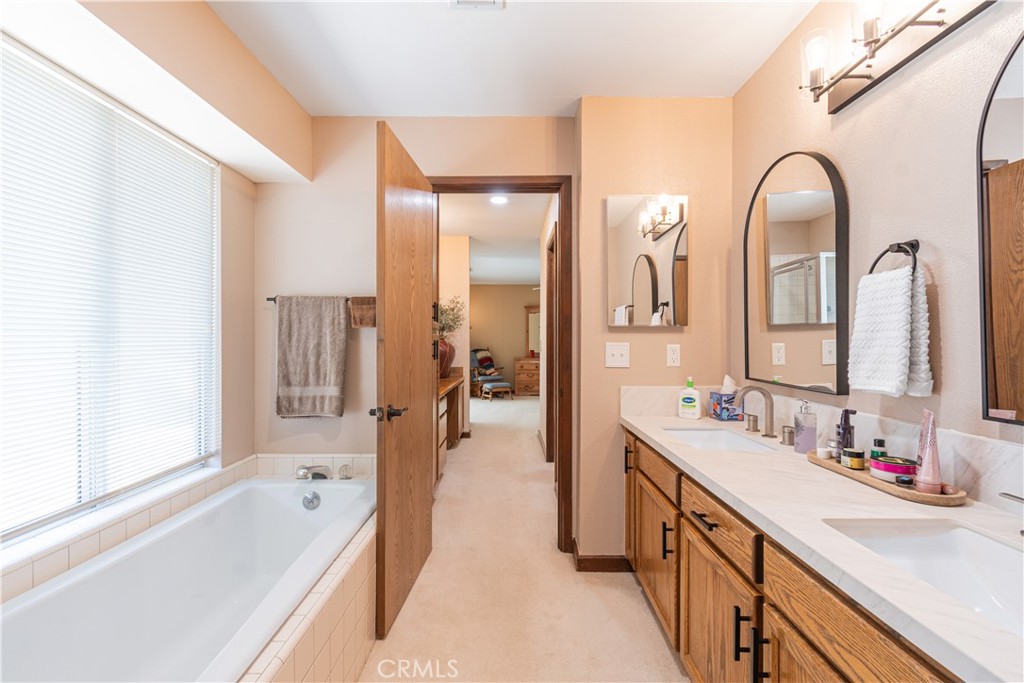 2085 Hanging Tree, Templeton, CA 93465