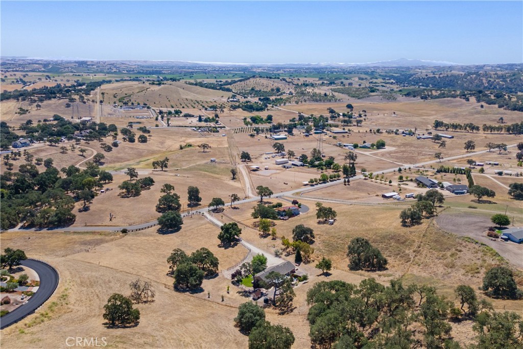 2085 Hanging Tree, Templeton, CA 93465