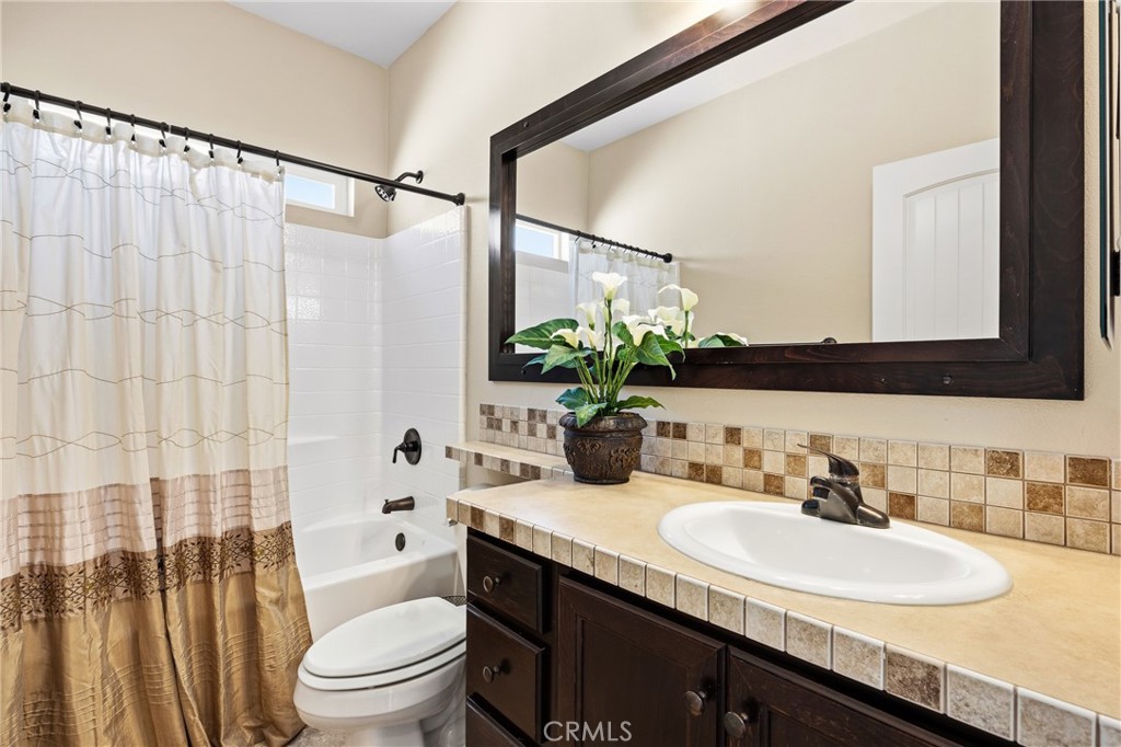 332 Bobwhite Dr, Paso Robles, CA 93446