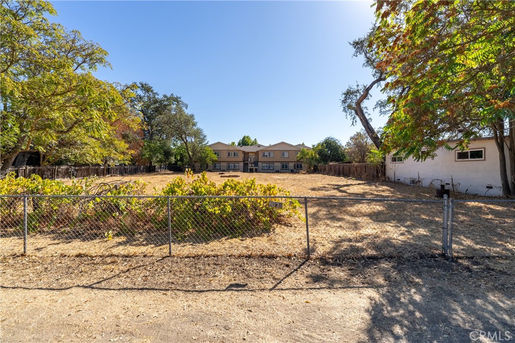 93 S Main St, Templeton, CA 93465