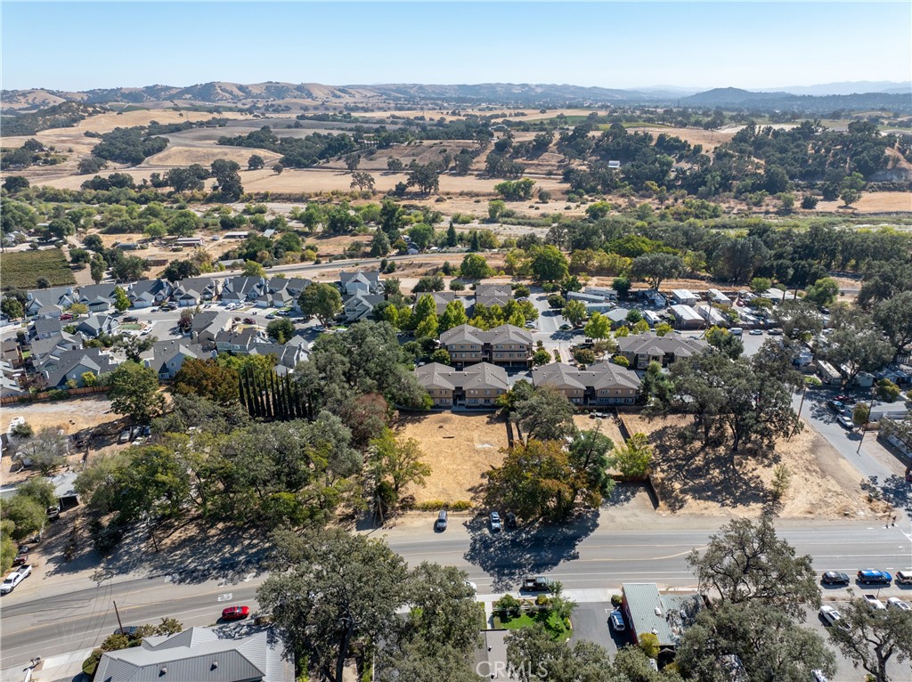 93 S Main St, Templeton, CA 93465