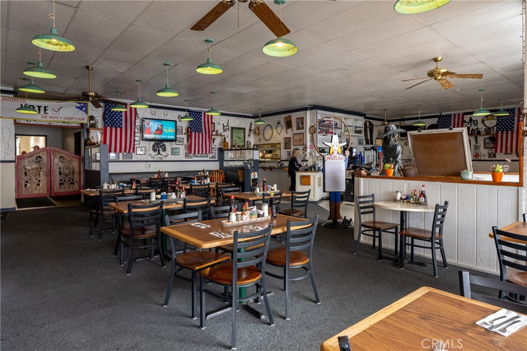 915 13th St, Paso Robles, CA 93446