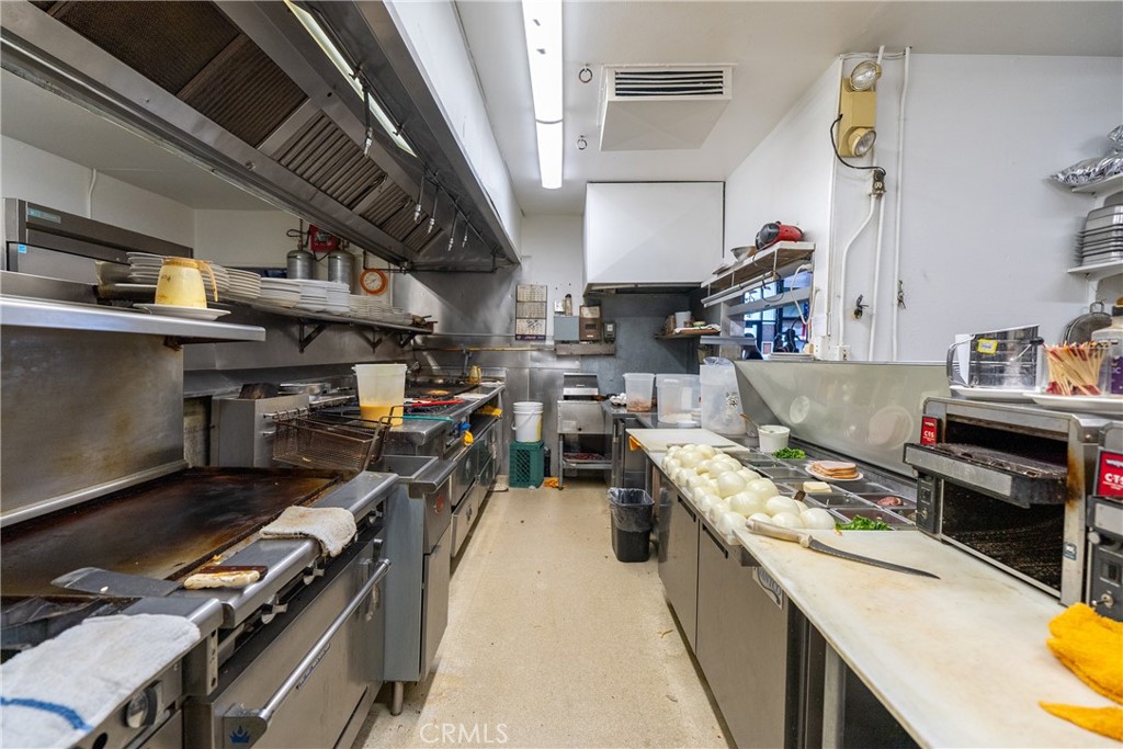 915 13th St, Paso Robles, CA 93446