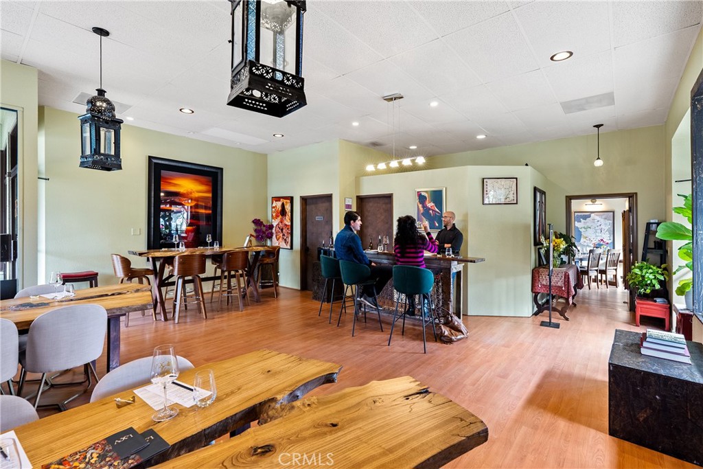 915 13th St, Paso Robles, CA 93446