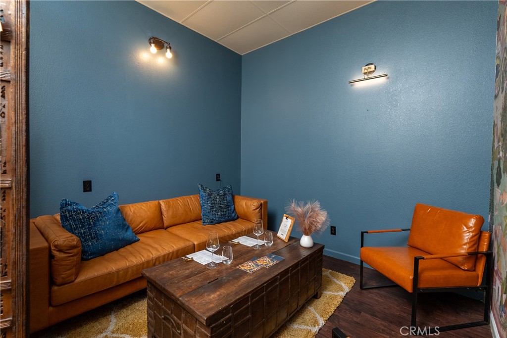 915 13th St, Paso Robles, CA 93446