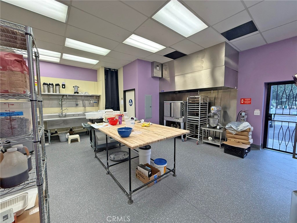915 13th St, Paso Robles, CA 93446
