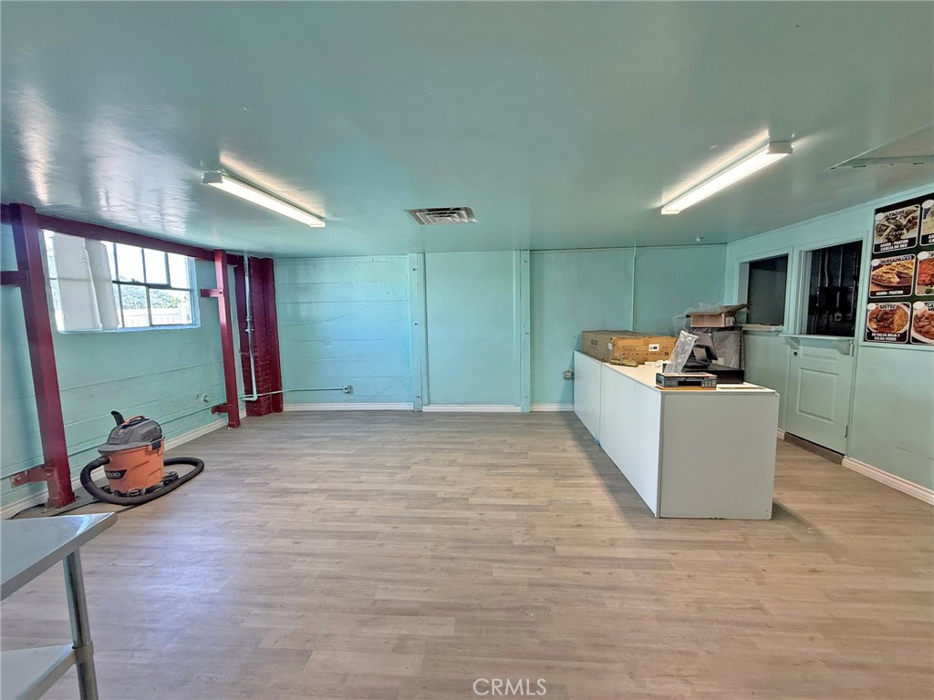 915 13th St, Paso Robles, CA 93446