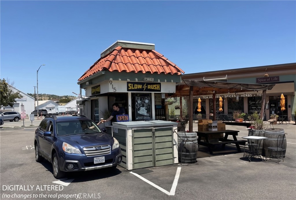 915 13th St, Paso Robles, CA 93446