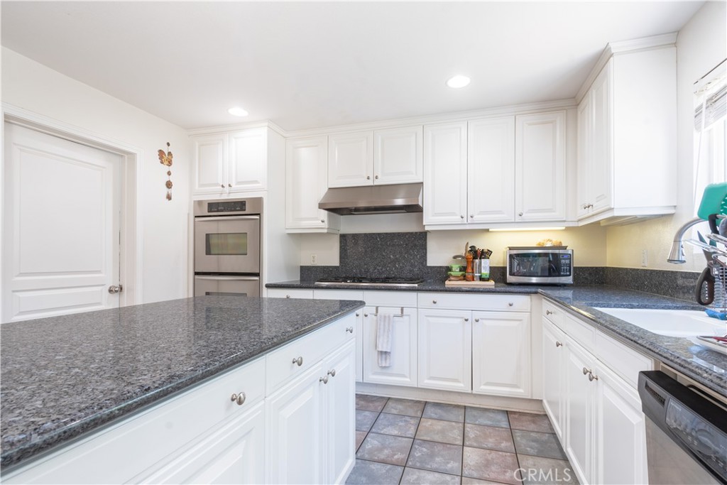 908 Larable Ct, Paso Robles, CA 93446