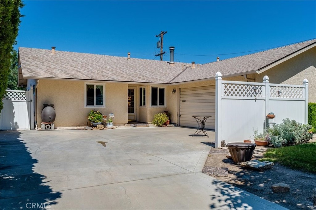 1226 Dorothy St, Paso Robles, CA 93446