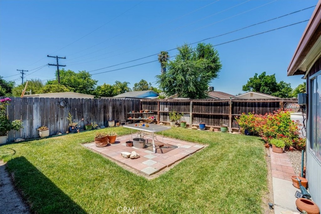 1226 Dorothy St, Paso Robles, CA 93446