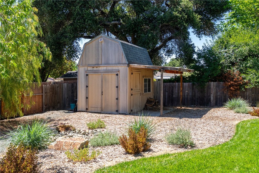9606 Atascadero, Atascadero, CA 93422