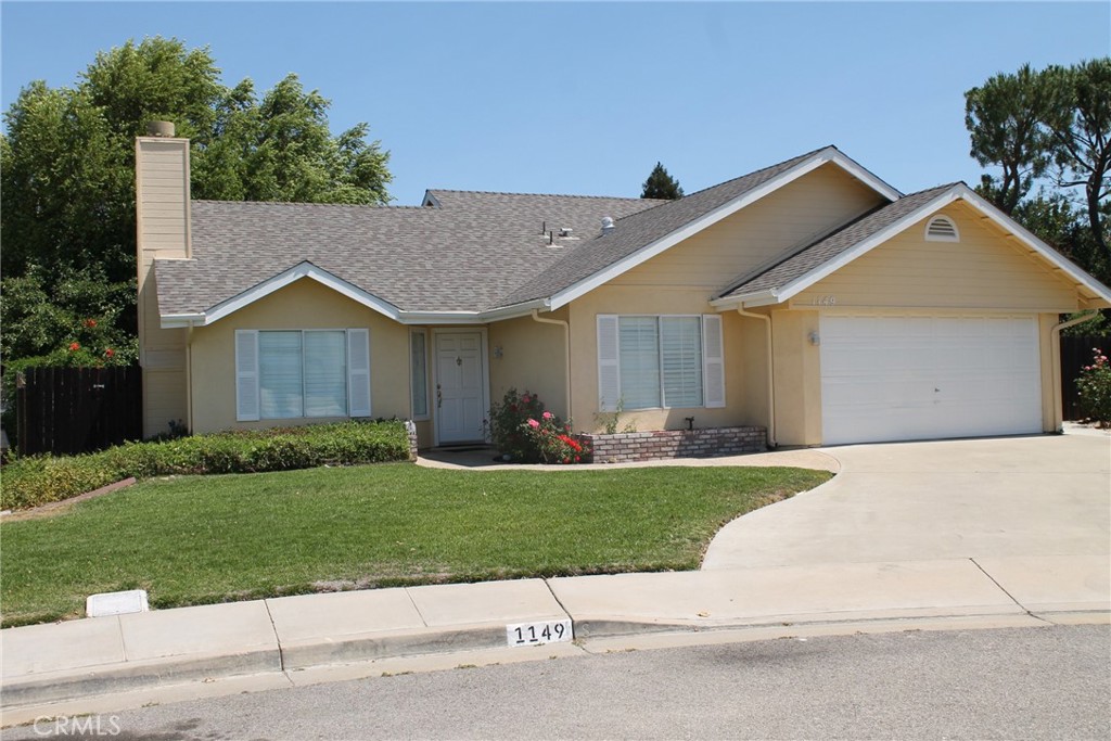 1149 Caddie Ln, Paso Robles, CA 93446