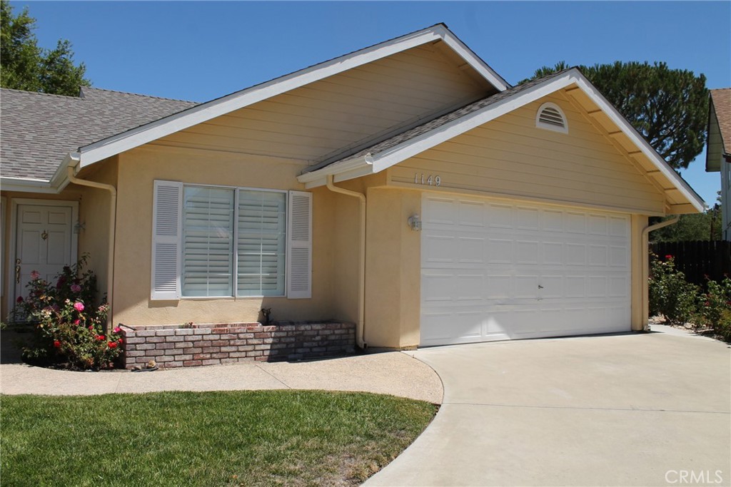 1149 Caddie Ln, Paso Robles, CA 93446