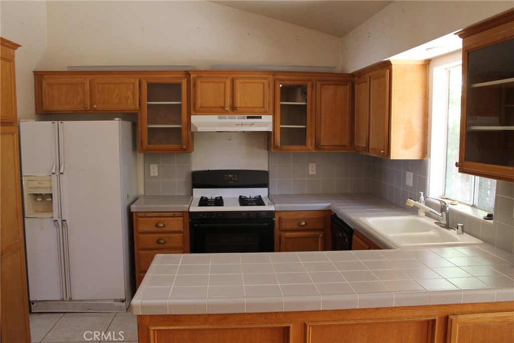 1149 Caddie Ln, Paso Robles, CA 93446
