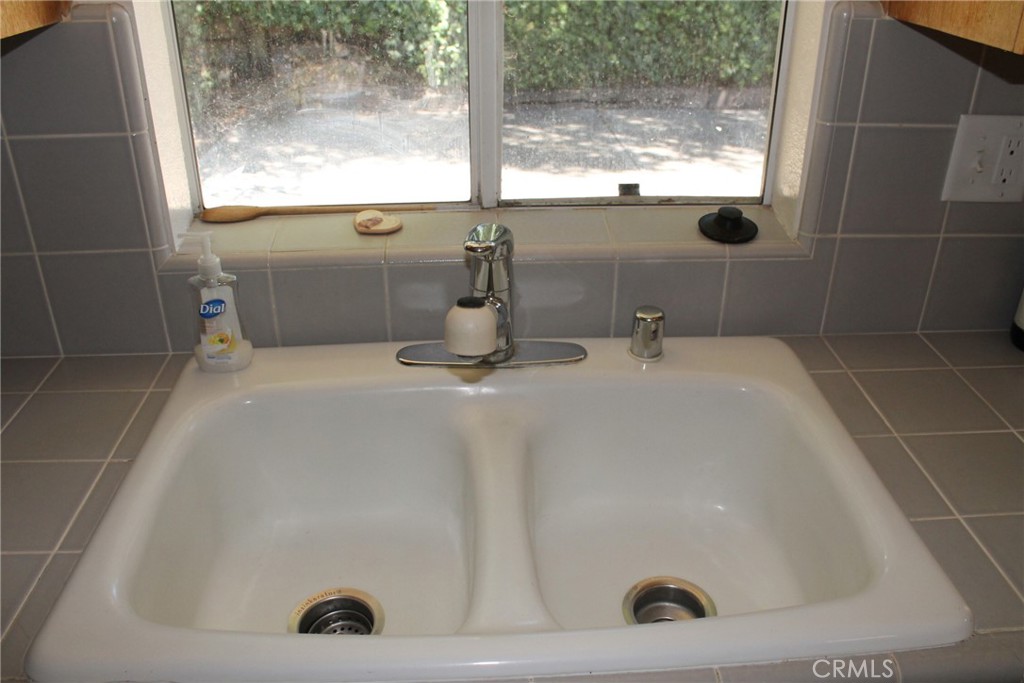 1149 Caddie Ln, Paso Robles, CA 93446