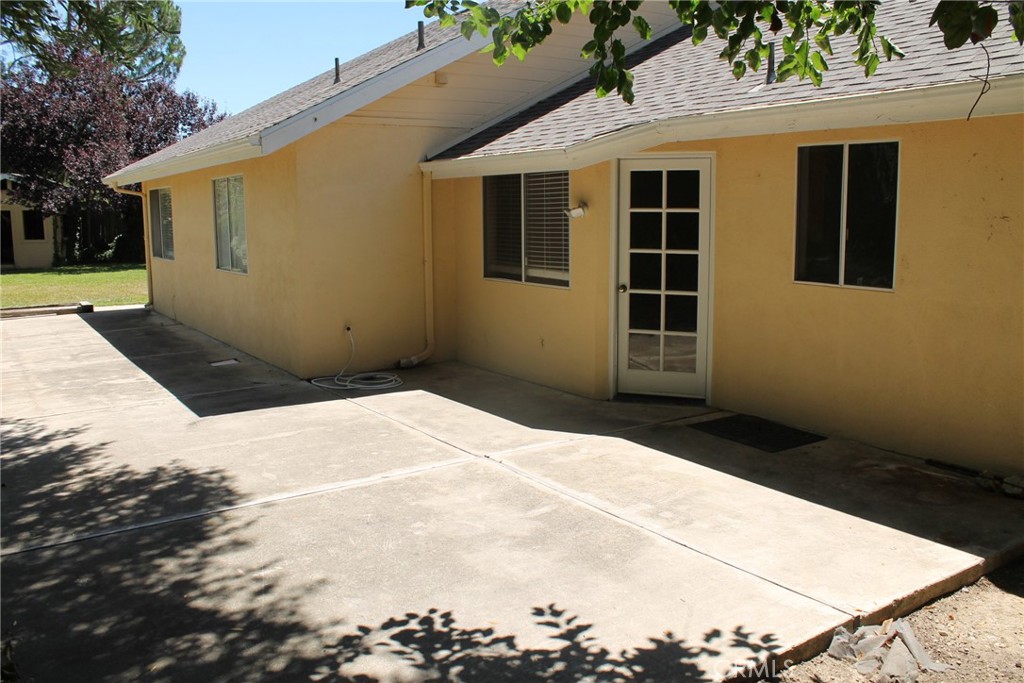 1149 Caddie Ln, Paso Robles, CA 93446
